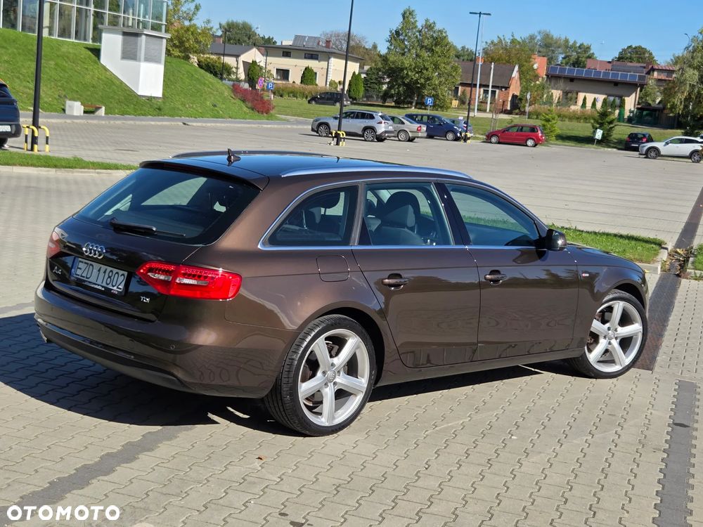 Audi A4 Avant 2.0 TDI DPF Ambition - 29