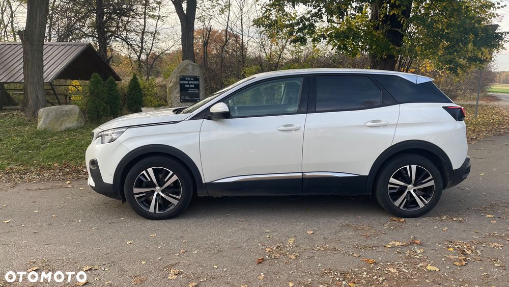 Peugeot 3008 1.2 PureTech Allure S&S - 2