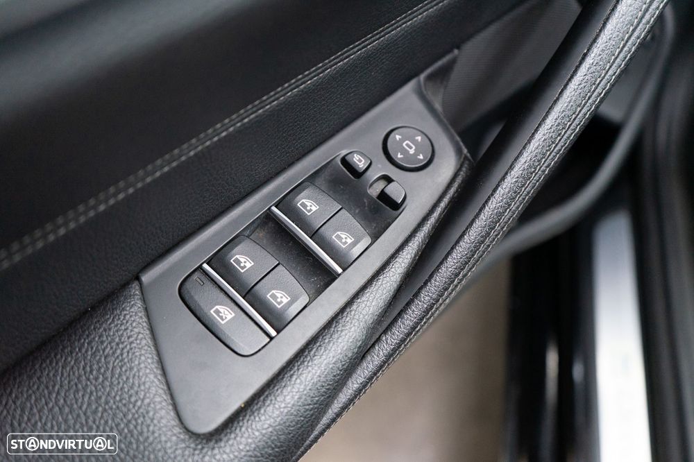 BMW 530 e iPerformance Line Sport - 25