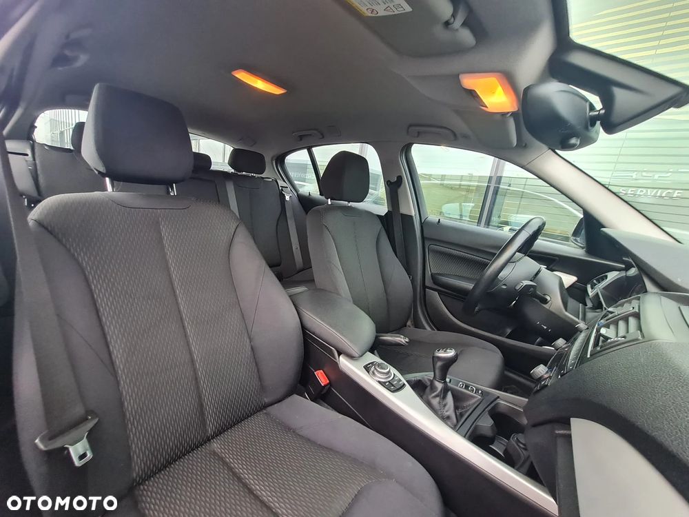 BMW Seria 1 120d - 8