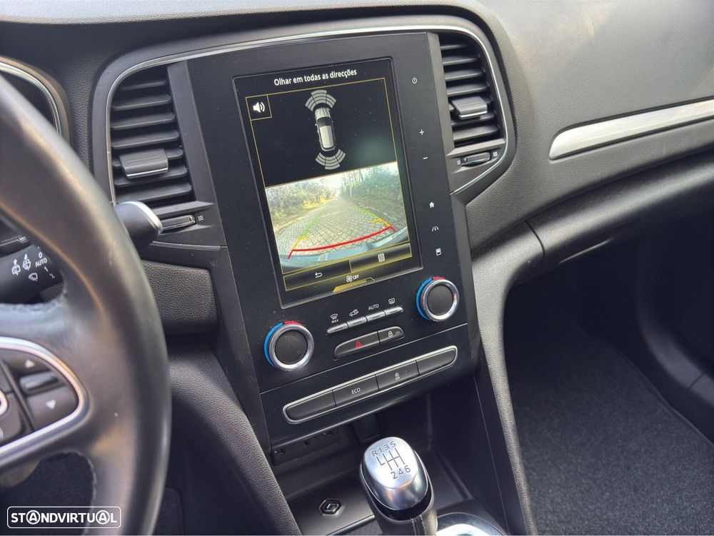 Renault Mégane 1.5 Blue dCi Intens - 10