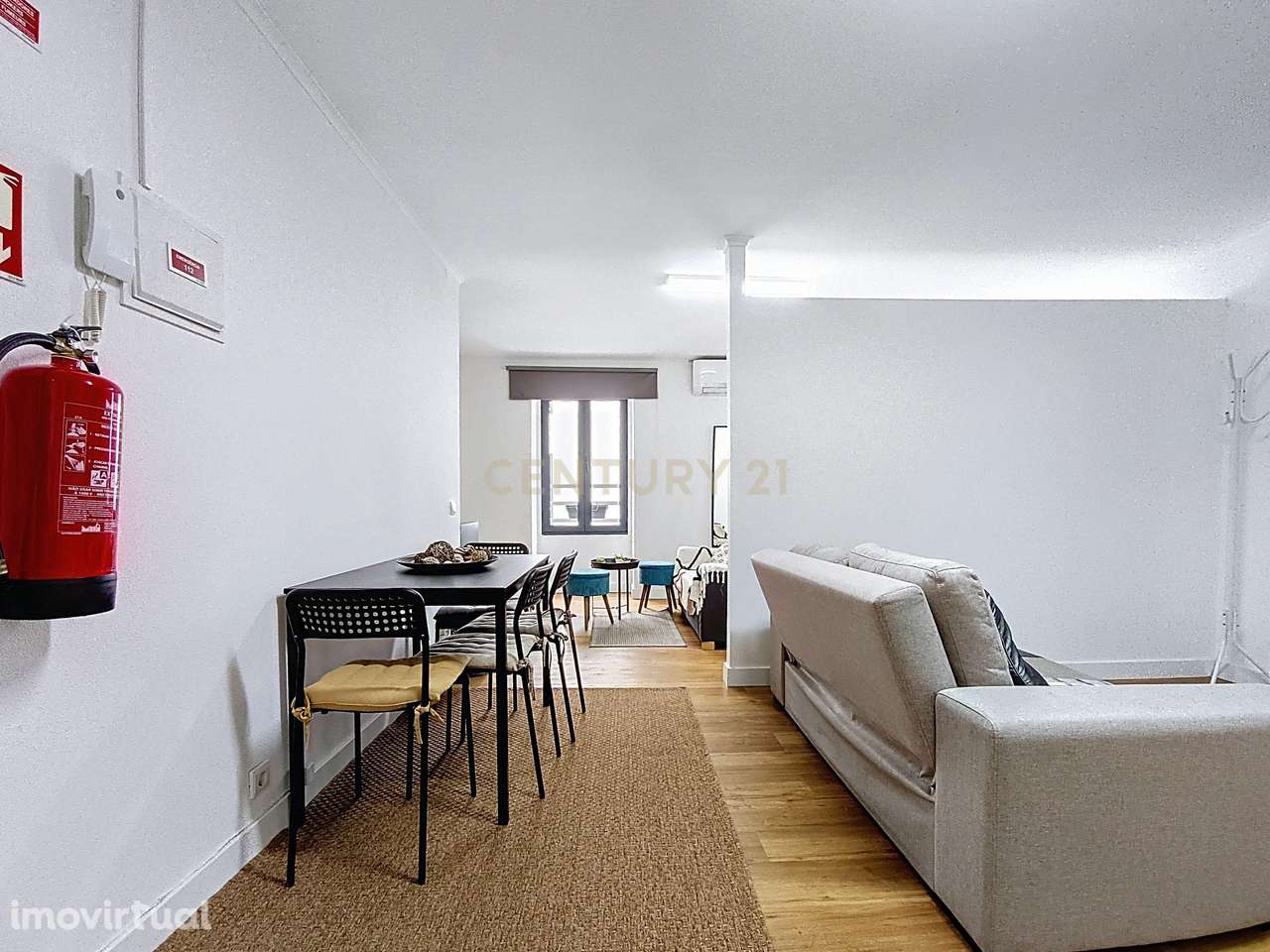 Edifício no Centro Histórico com Espaço Comercial e Três Apartamentos - Grande imagem: 5/60