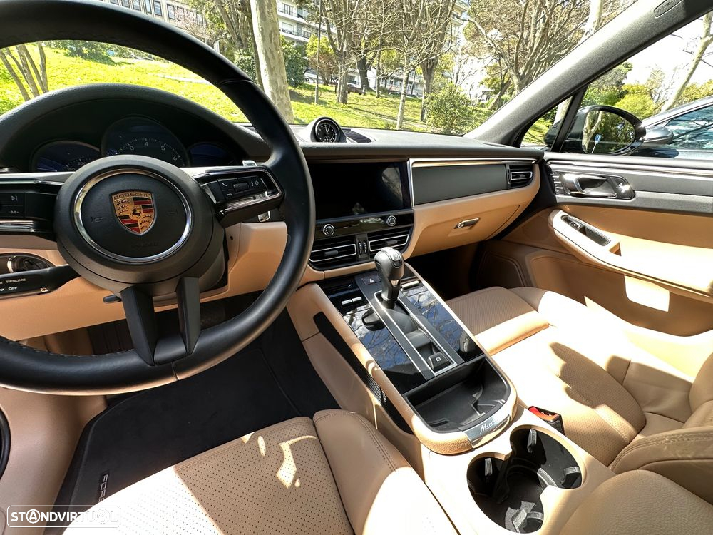 Porsche Macan Standard - 18