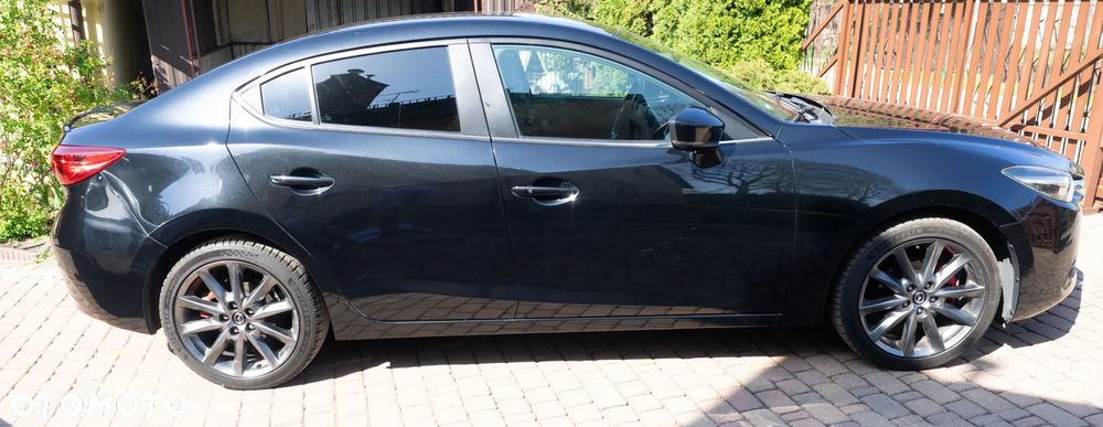 Mazda 3 - 8