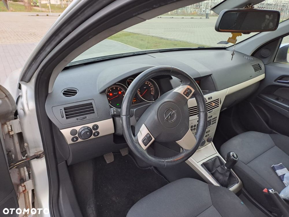Opel Astra 1.4 - 14