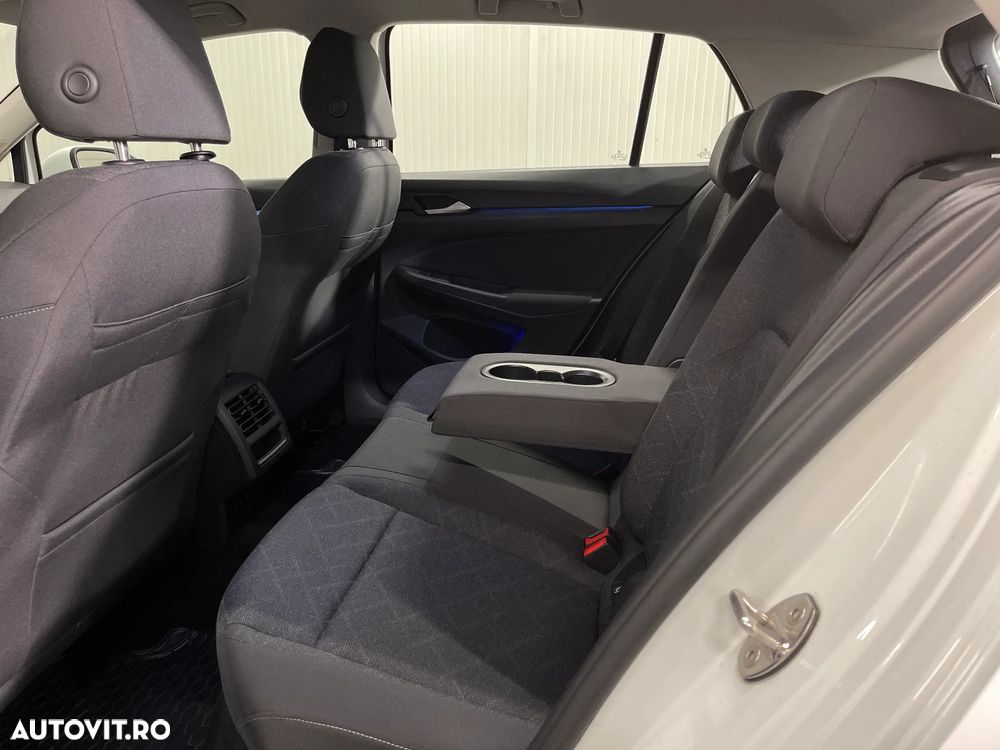 Volkswagen Golf 1.0 TSI Life - 12