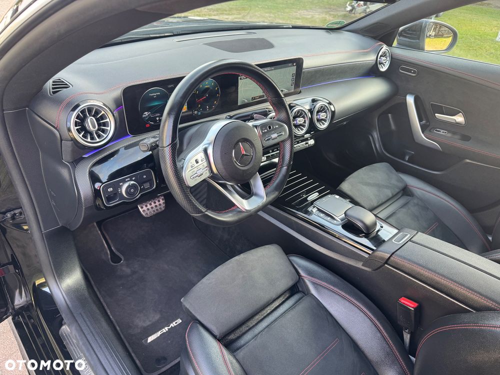 Mercedes-Benz CLA 250 4Matic 7G-DCT AMG Line - 31