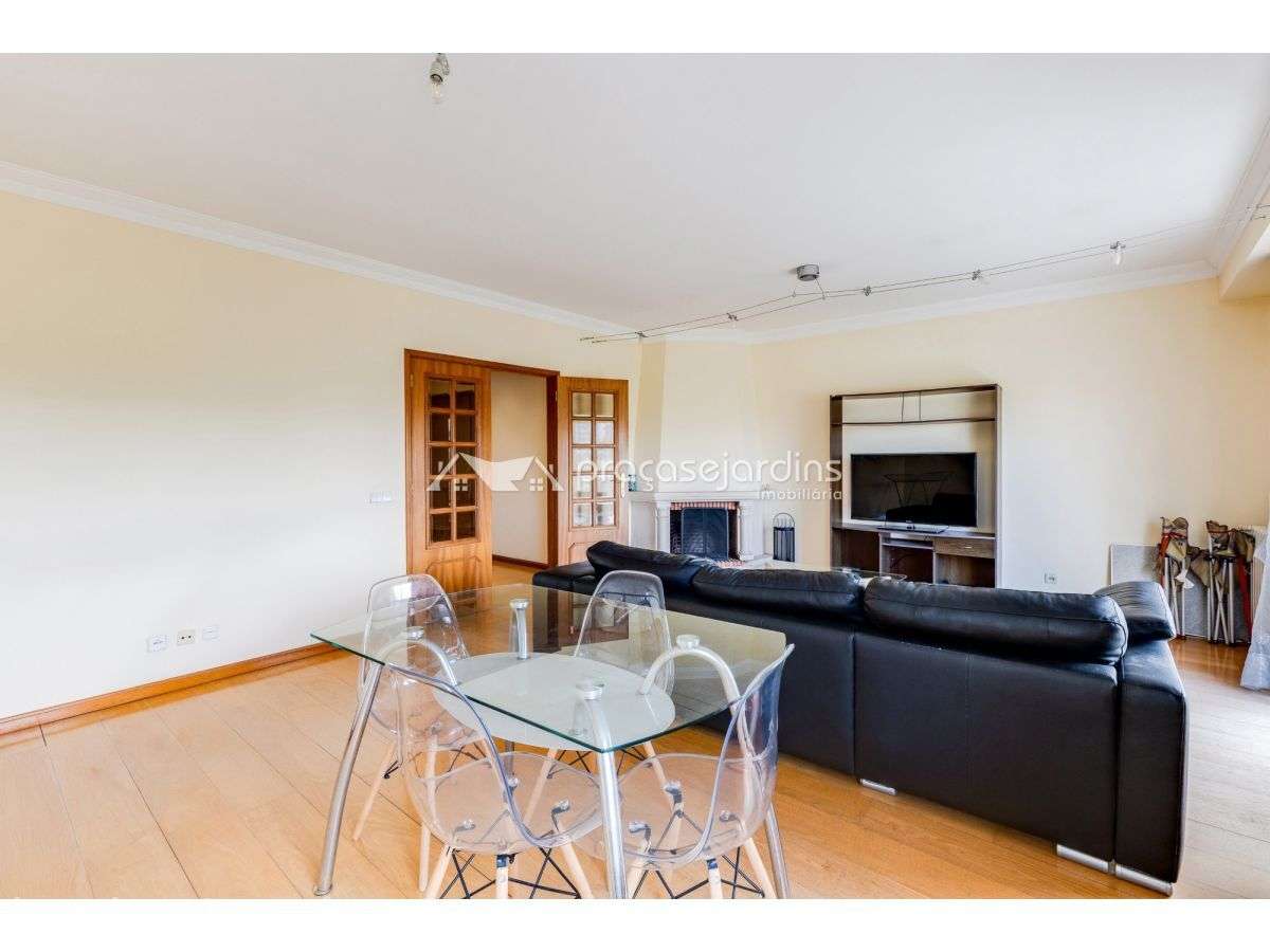 Apartamento T3 – Entre Cruz de Areia e Leiria - Grande imagem: 3/24