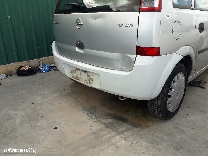 PARA-CHOQUES TRASEIRO OPEL MERIVA A LIMUSINA 2003 - - 6