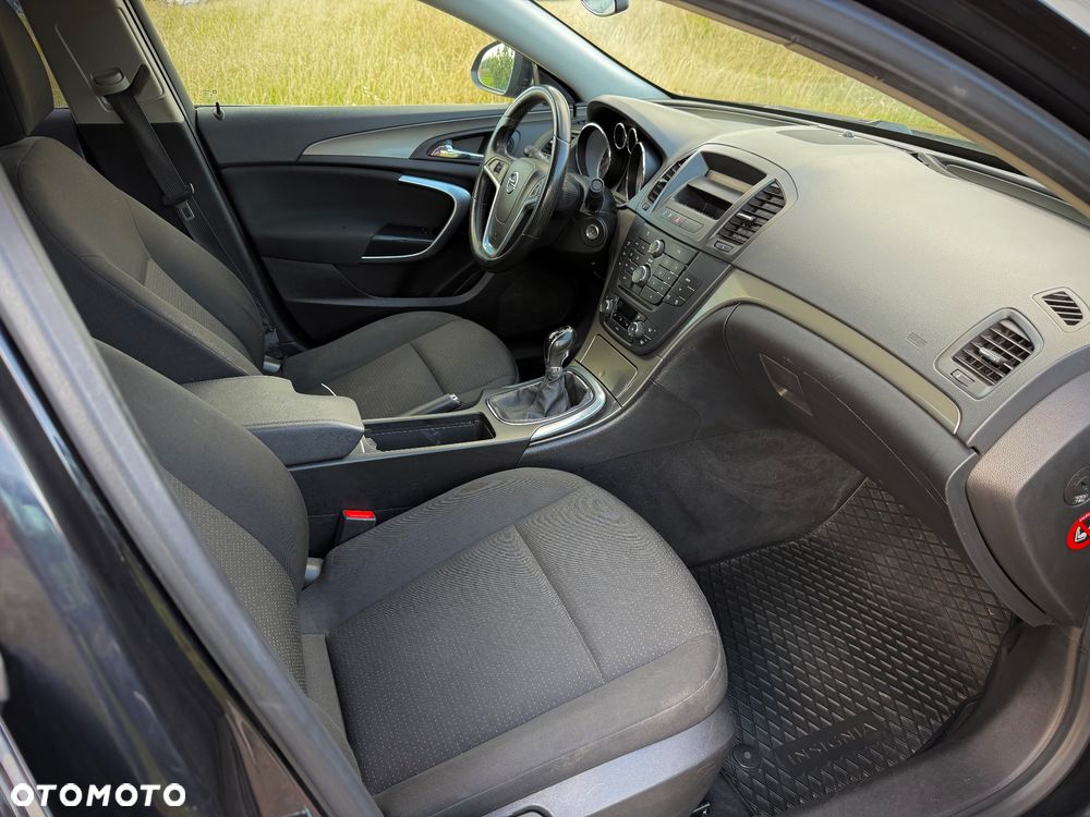Opel Insignia ver-1-6-edition - 5