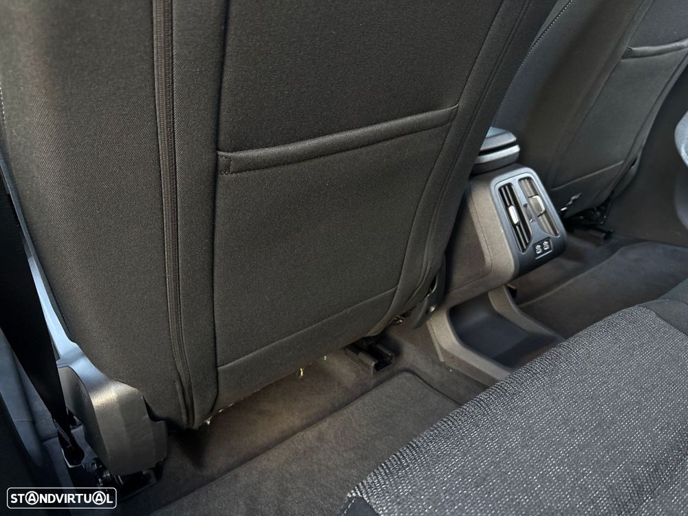 BMW 225xe Active Tourer e xDrive Edição Optimized - 22