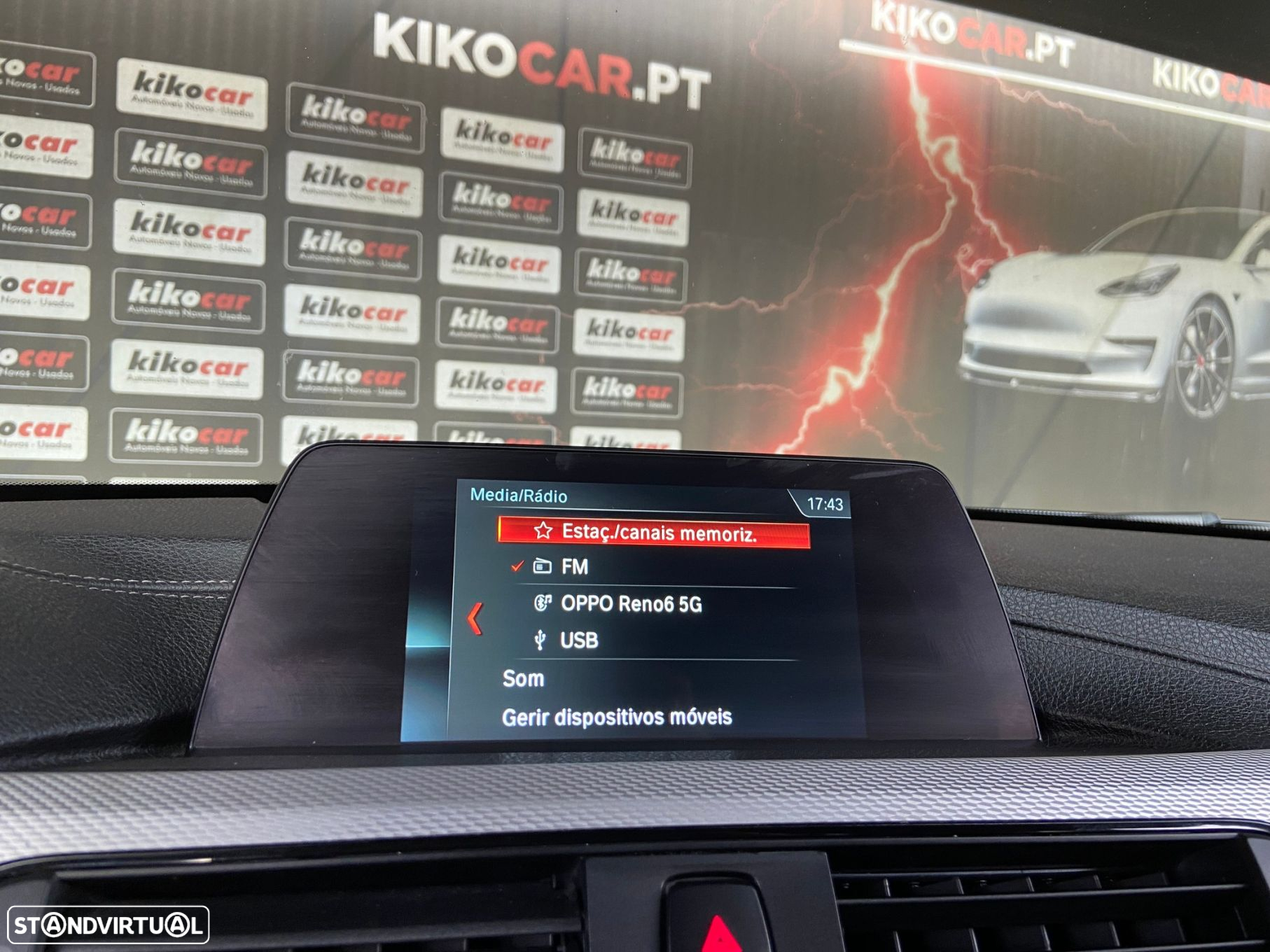BMW 330 e iPerformance Pack M - 23