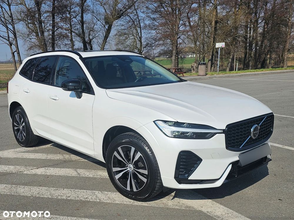 Volvo XC 60 B4 B Plus Dark - 3