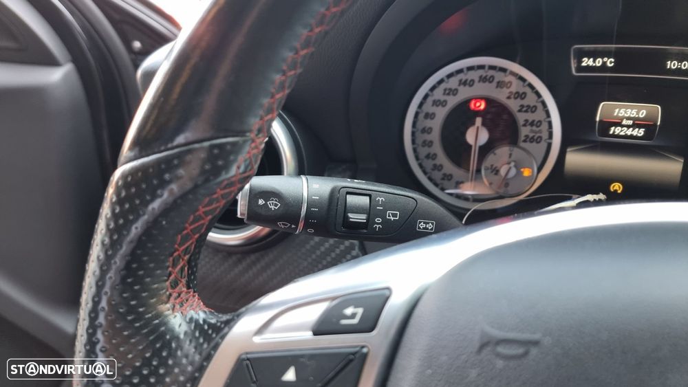 Mercedes-Benz A 180 d AMG Line - 15