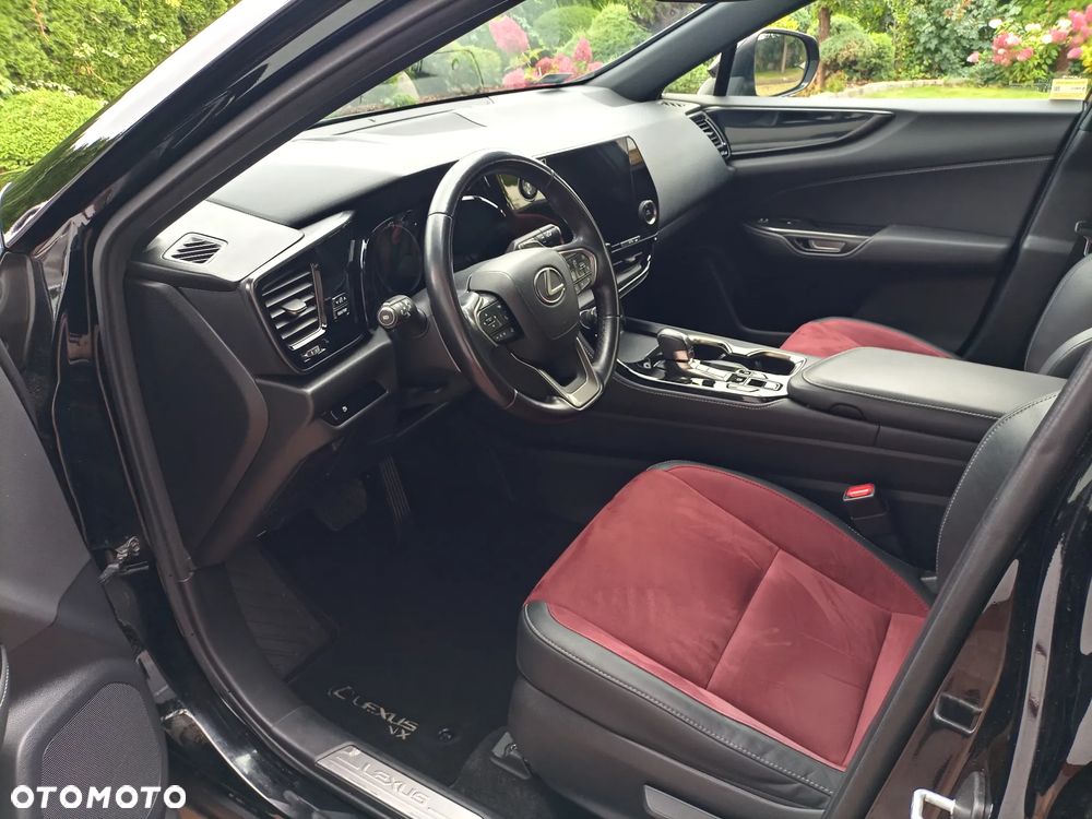 Lexus NX - 7