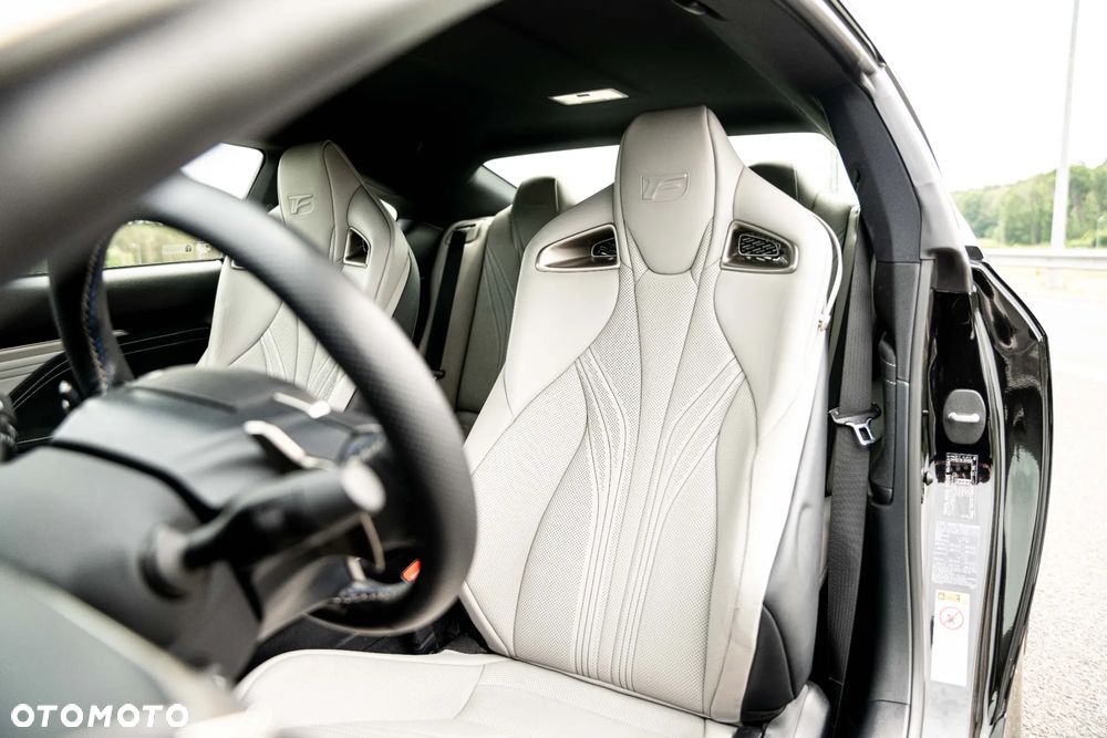 Lexus RC F Prestige - 26