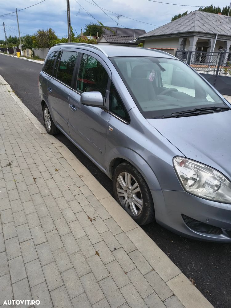 Opel Zafira - 4