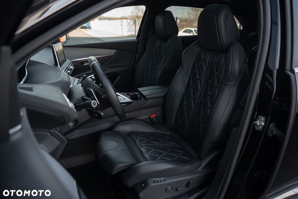 Peugeot 3008 1.6 PureTech Hybrid4 PHEV GT Pack S&S EAT8 - 24