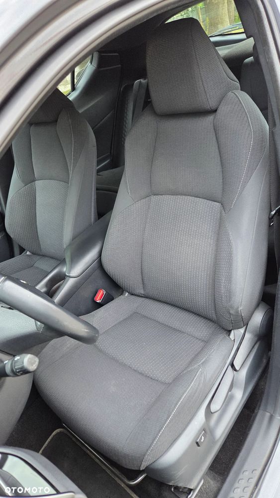 Toyota C-HR Business-Edition - 25