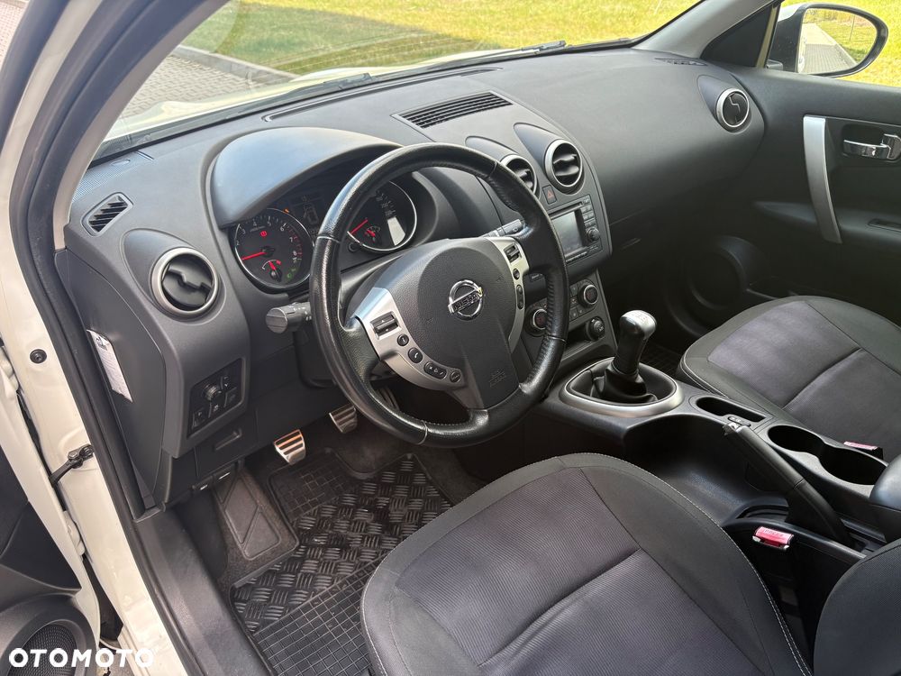 Nissan Qashqai 1.6 I-Way - 12