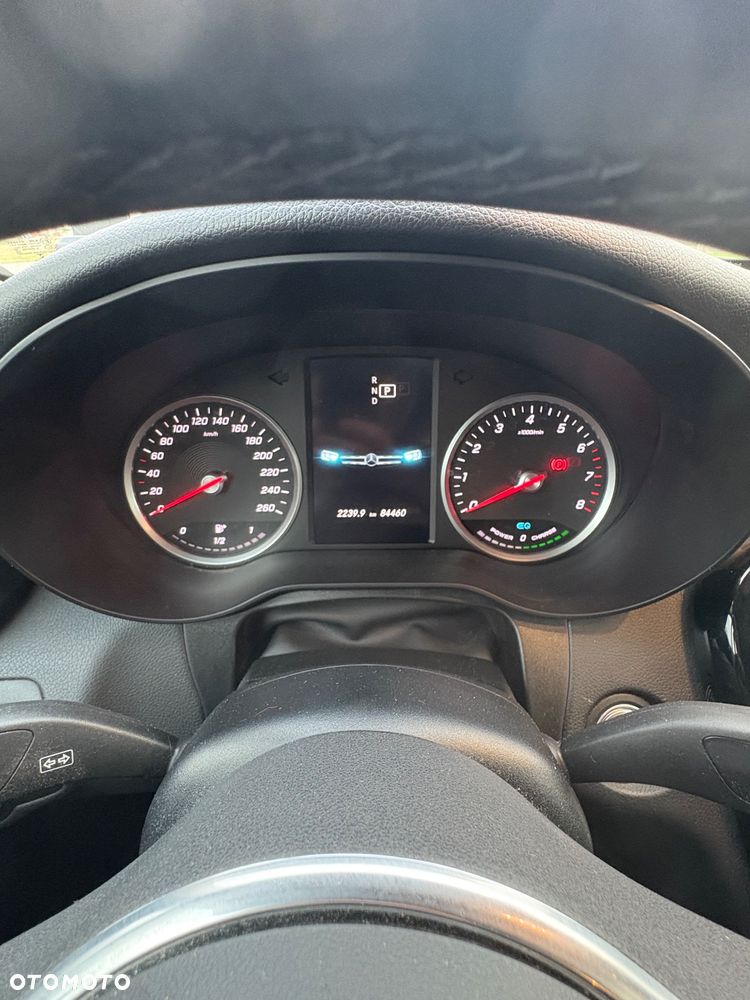 Mercedes-Benz GLC 200 - 12
