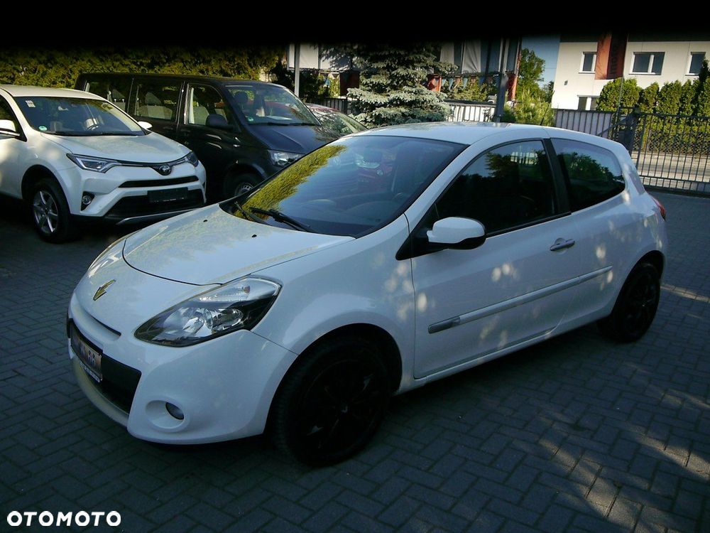 Renault Clio - 12