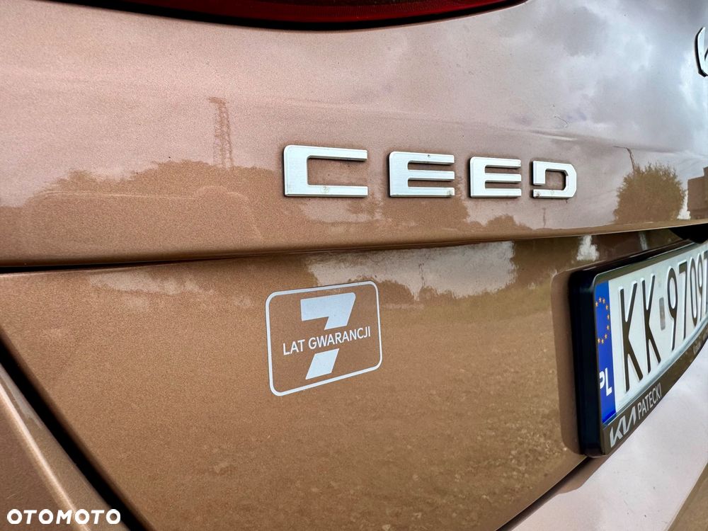 Kia Ceed 1.5 T-GDI Business Line - 9