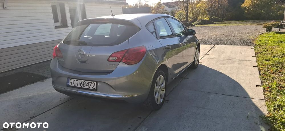 Opel Astra - 10