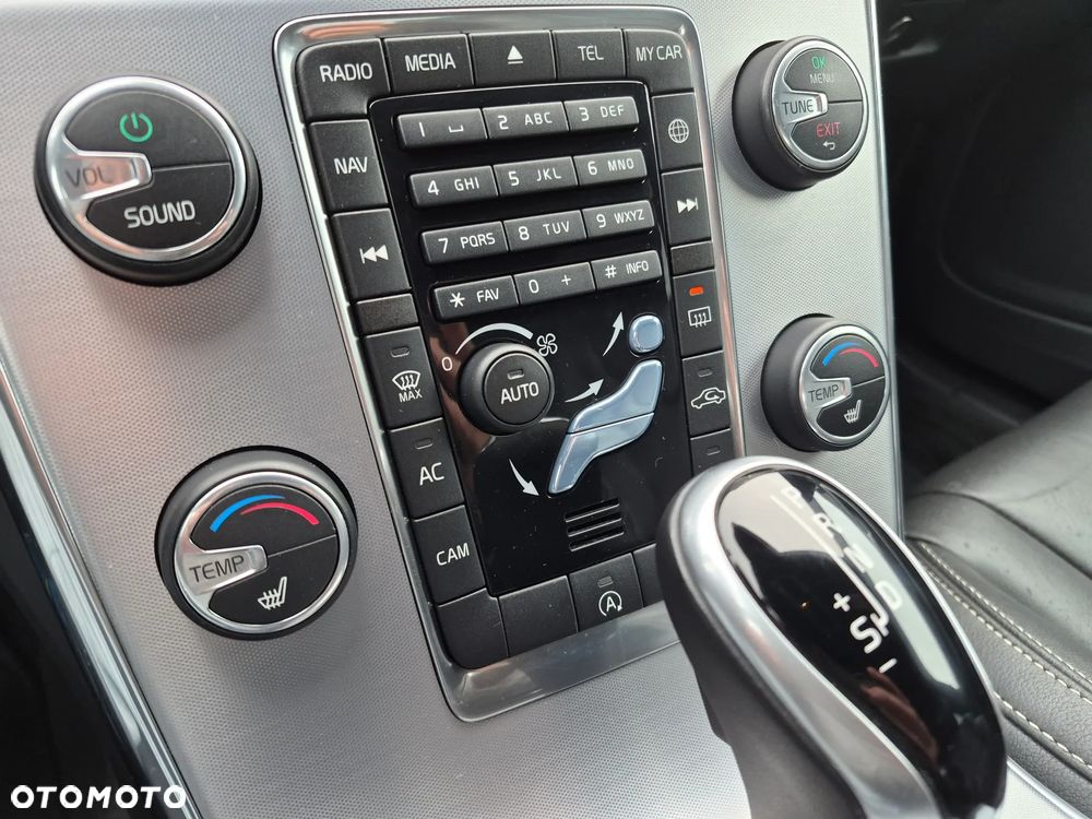 Volvo S60 D4 Geartronic Linje Svart - 13