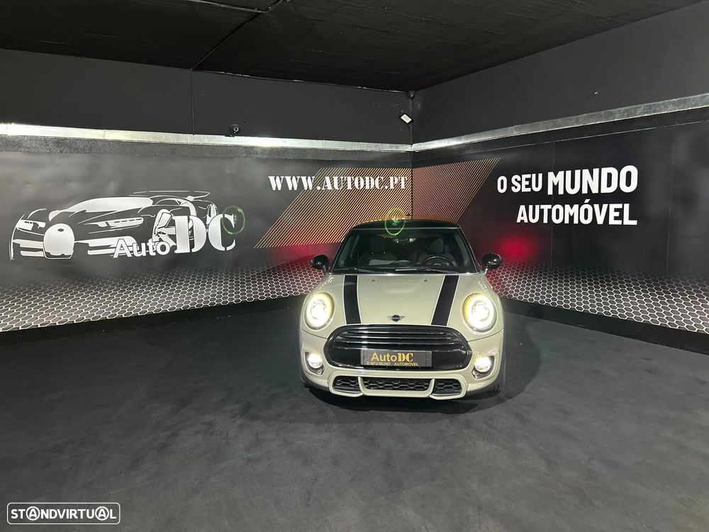 MINI 3 Portas One D - 22