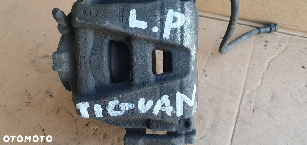 Zacisk hamulcowy lewy przód przedni VW Tiguan I Lift 2.0 TDI - 7