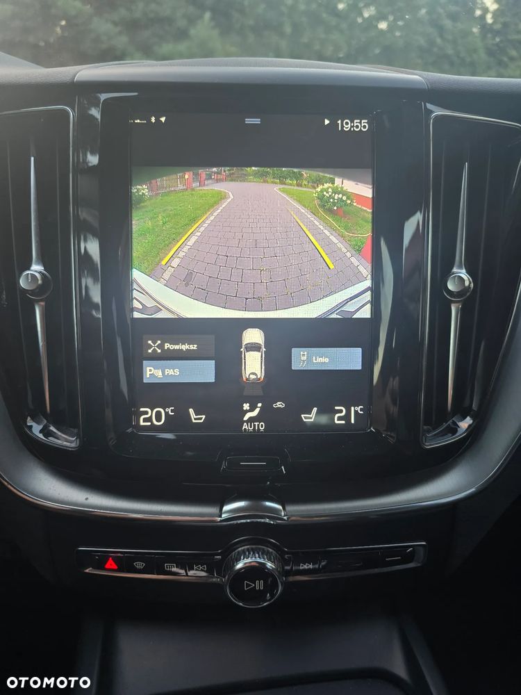 Volvo XC 60 T4 Momentum Pro - 9
