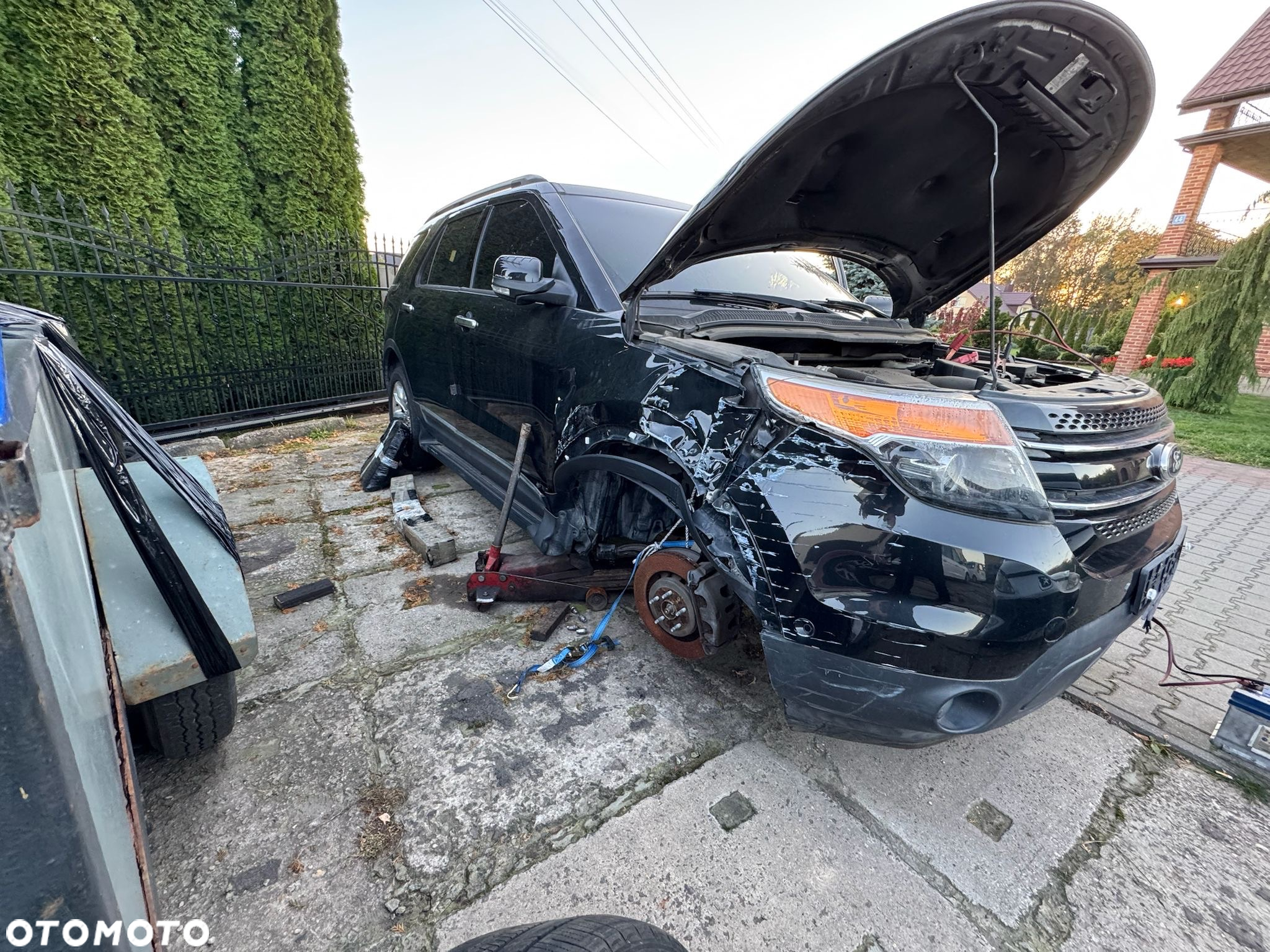 Ford Explorer - 13