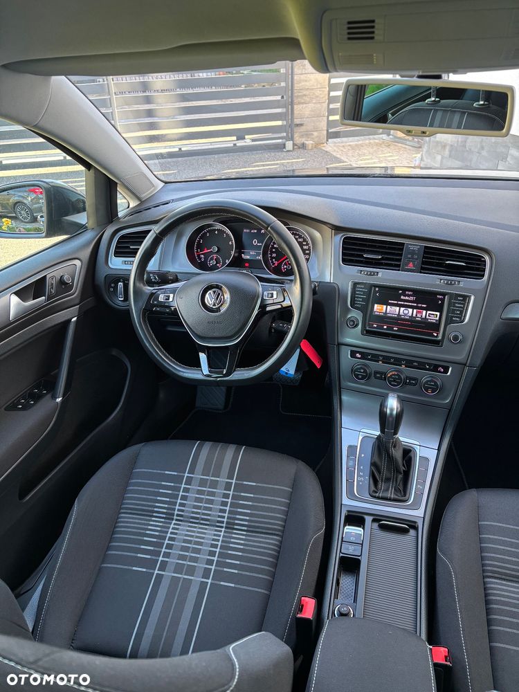 Volkswagen Golf 1.4 TSI BlueMotion Technology DSG Lounge - 32