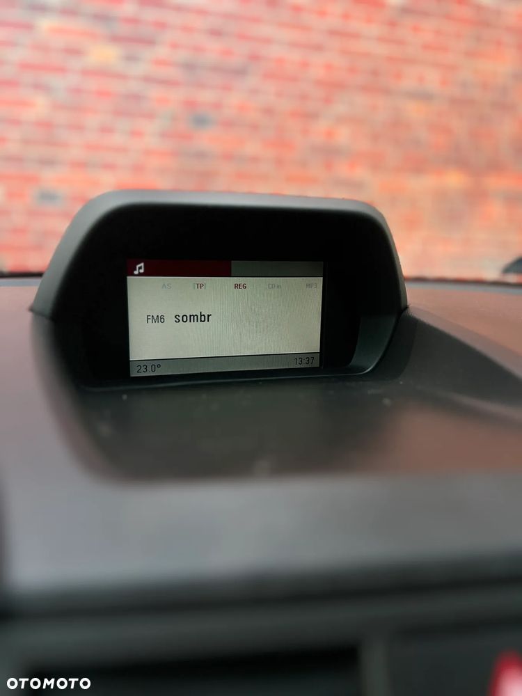 Opel Meriva - 23
