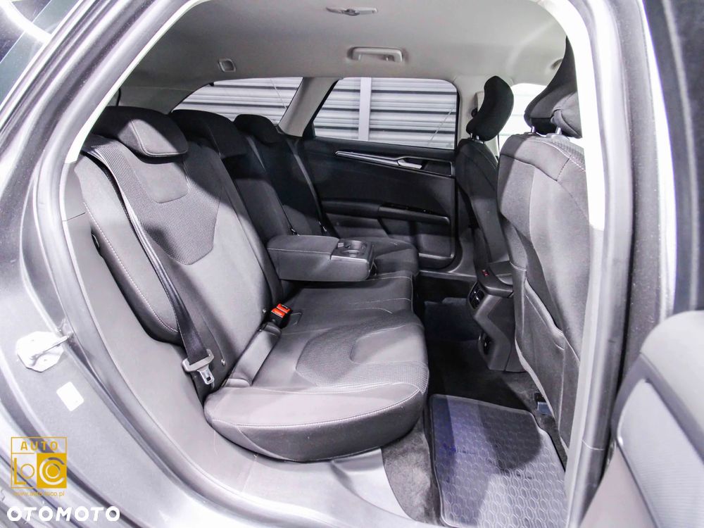 Ford Mondeo 2.0 EcoBlue Titanium - 11