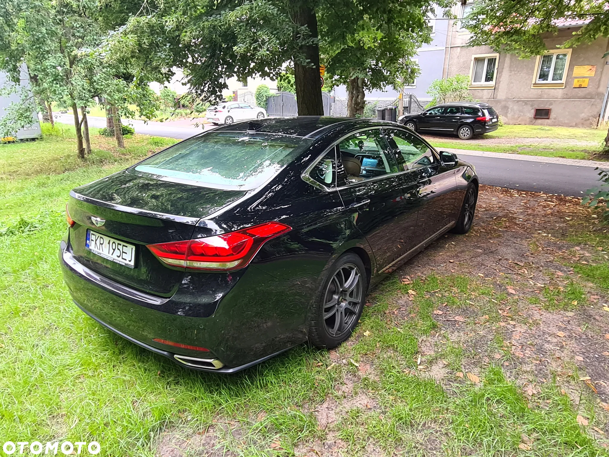 Genesis G80 - 14