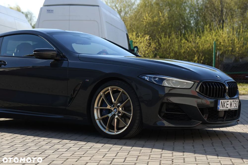 BMW Seria 8 - 9