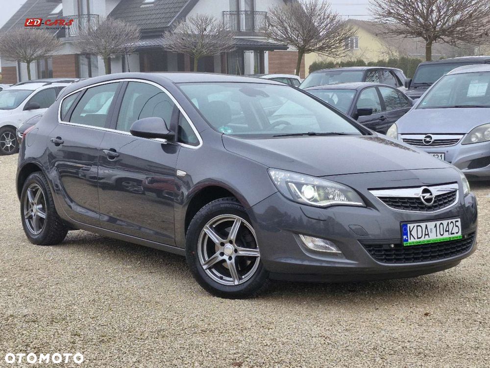 Opel Astra 1.4 Turbo Cosmo - 1