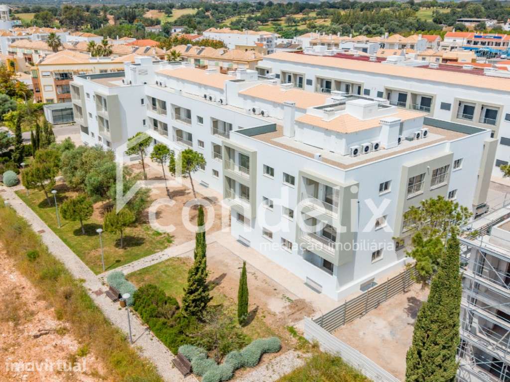 Apartamento T3 novo com varanda em Conceição e Cabanas de Tavira - Grande imagem: 3/17