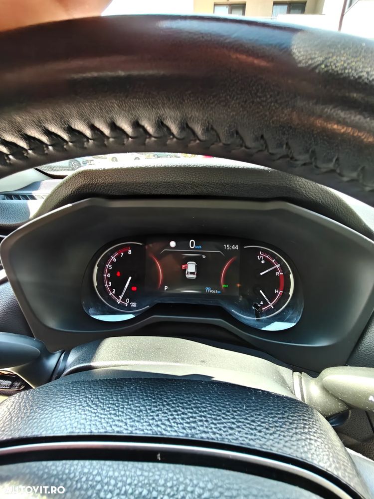 Toyota RAV4 2.0P CVT AWD Luxury - 9