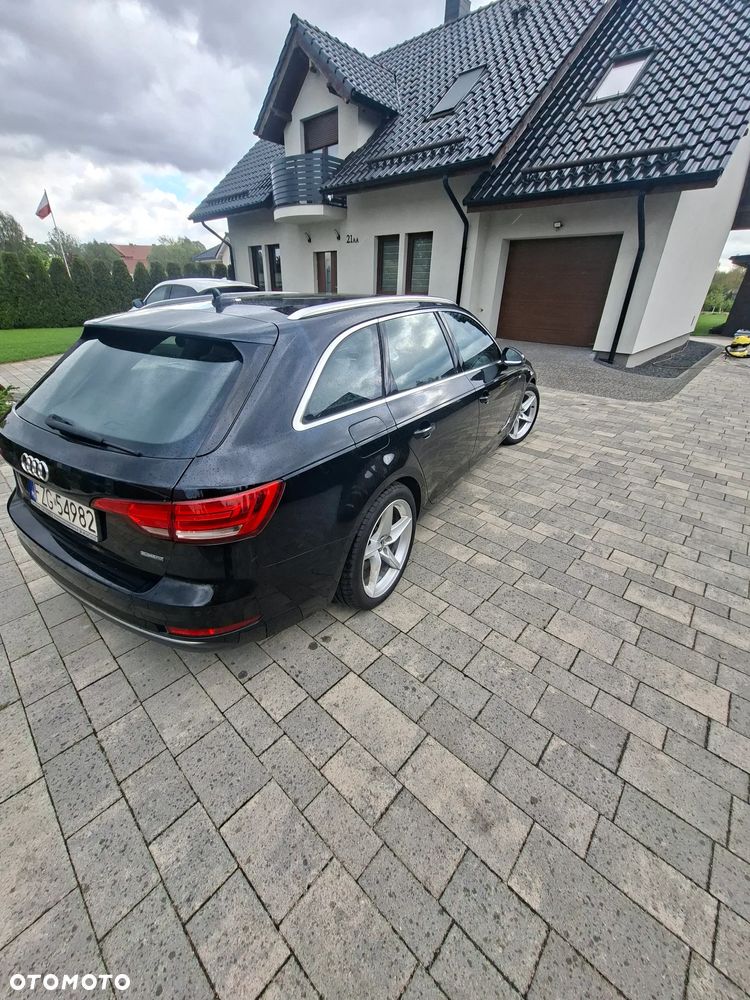 Audi A4 Avant 2.0 TDI Quattro Design S tronic - 5