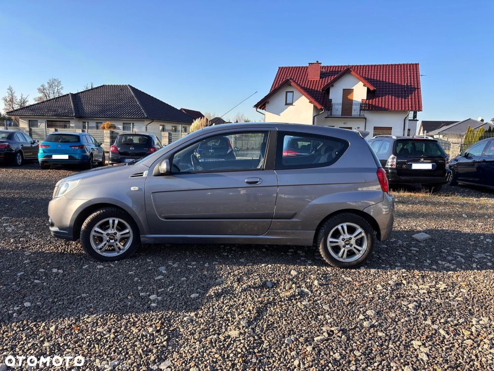 Chevrolet Aveo 1.4 LT - 11