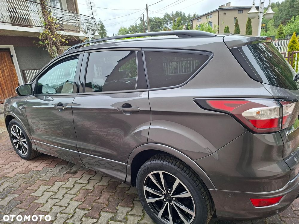 Ford Kuga 1.5 EcoBoost 2x4 ST-Line - 19