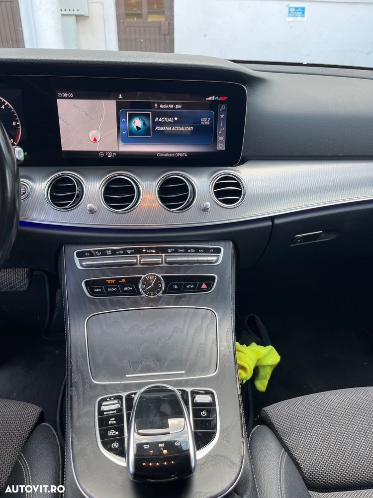 Mercedes-Benz E 220 d 4MATIC Aut. - 9