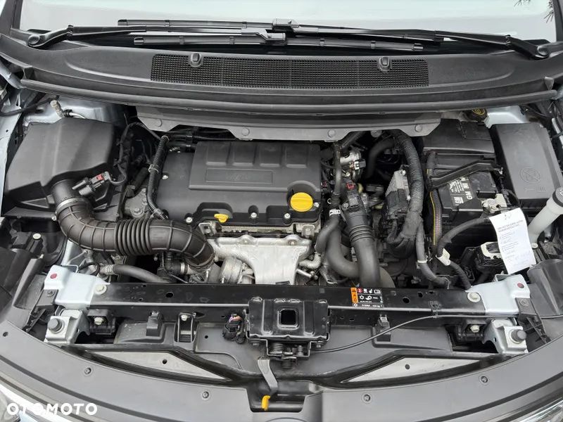 Opel Zafira 1.4 Turbo Business Edition - 17