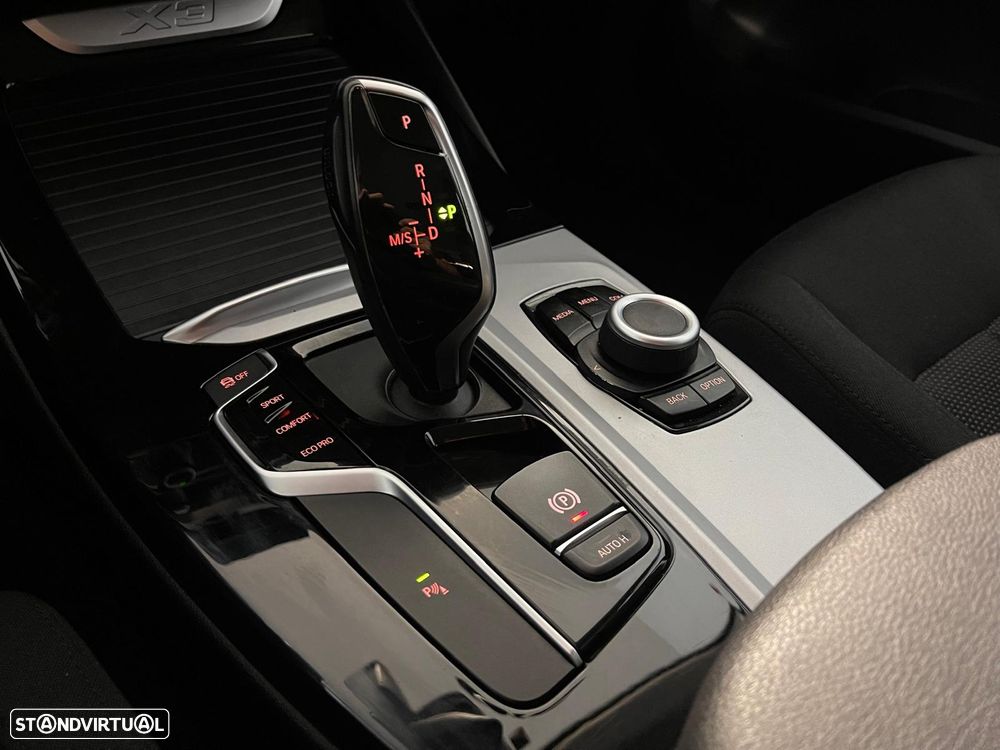 BMW X3 18 d sDrive Auto - 23