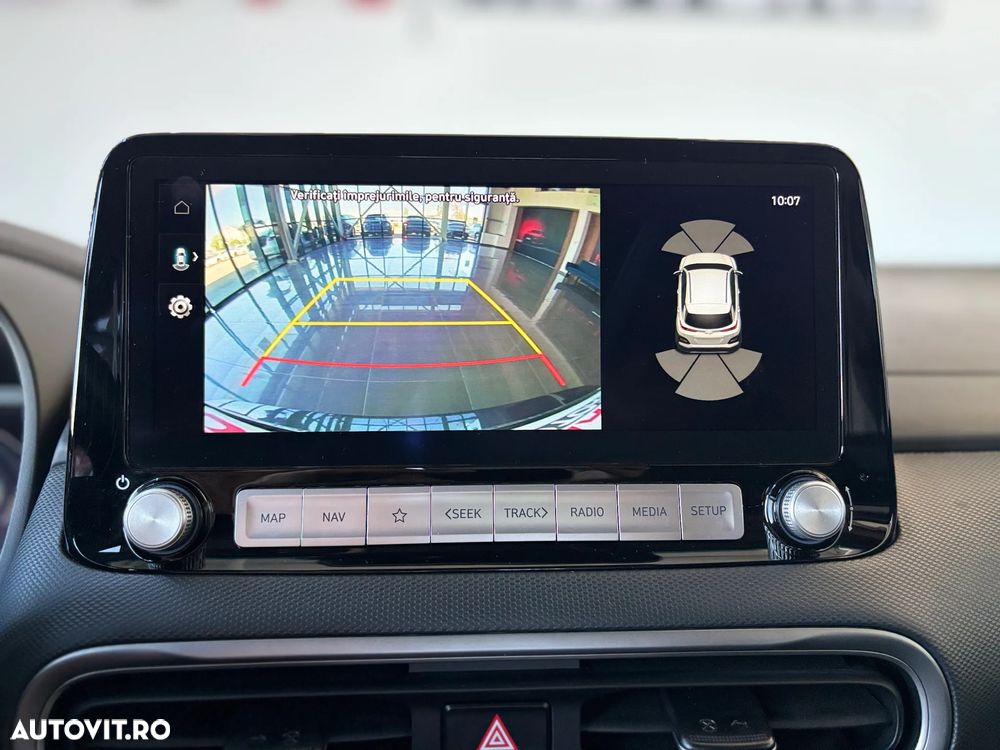 Hyundai KONA Select - 23