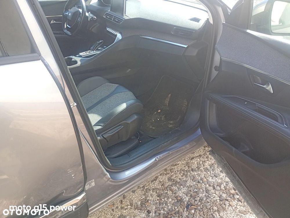 Peugeot 3008 BlueHDi 130 Stop & Start EAT8 Active - 7