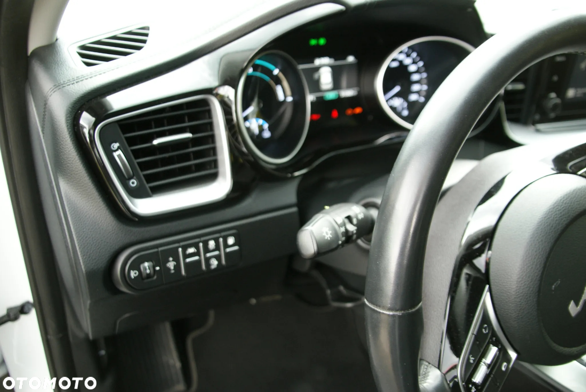 Kia XCeed 1.6 GDI DCT6 OPF Plug-in-Hybrid PLATINUM - 22